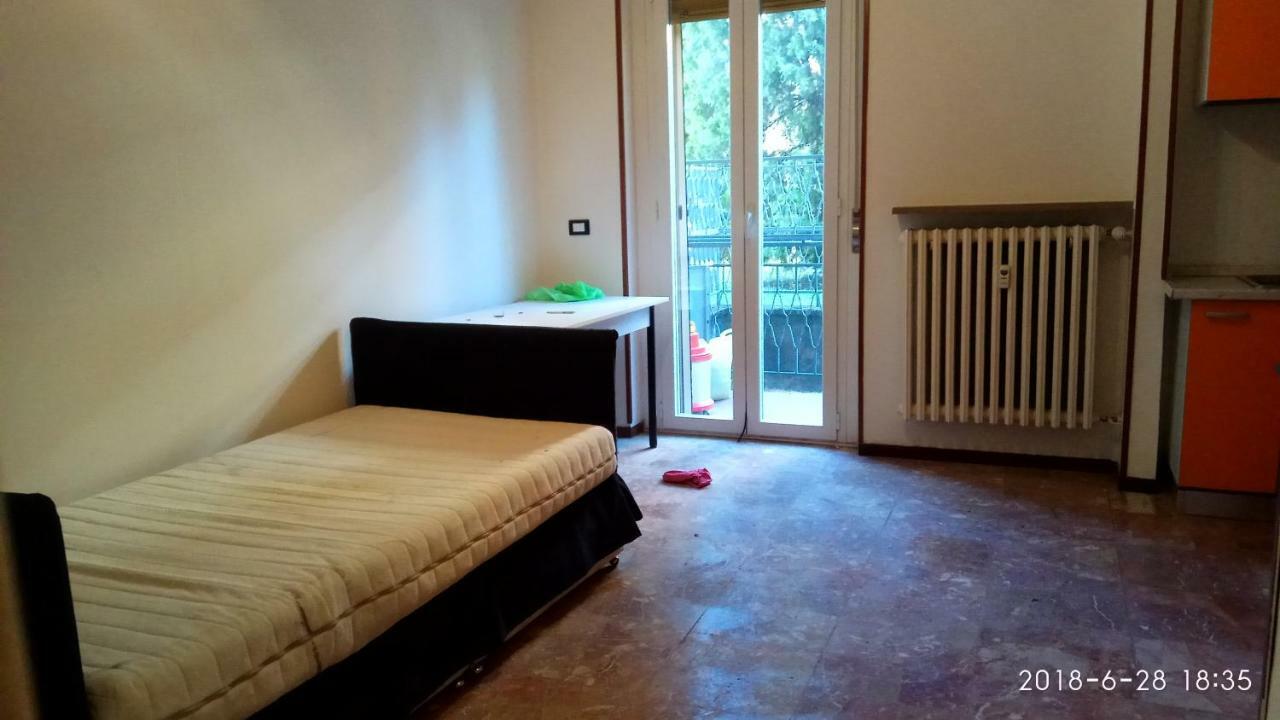 Bixio Apartment Pavia Exterior photo
